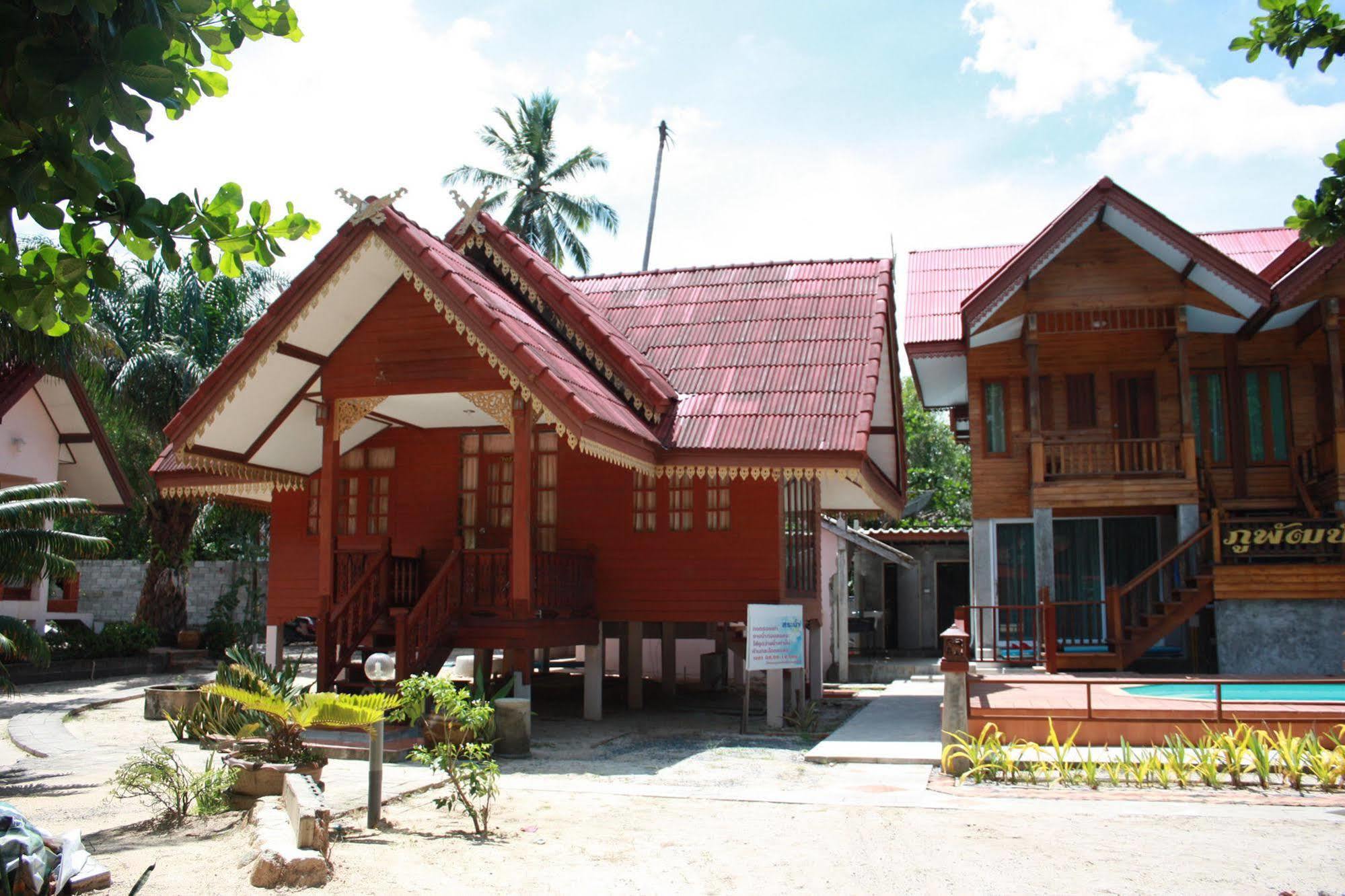 Phuphat Beach Resort Khanom Exterior foto