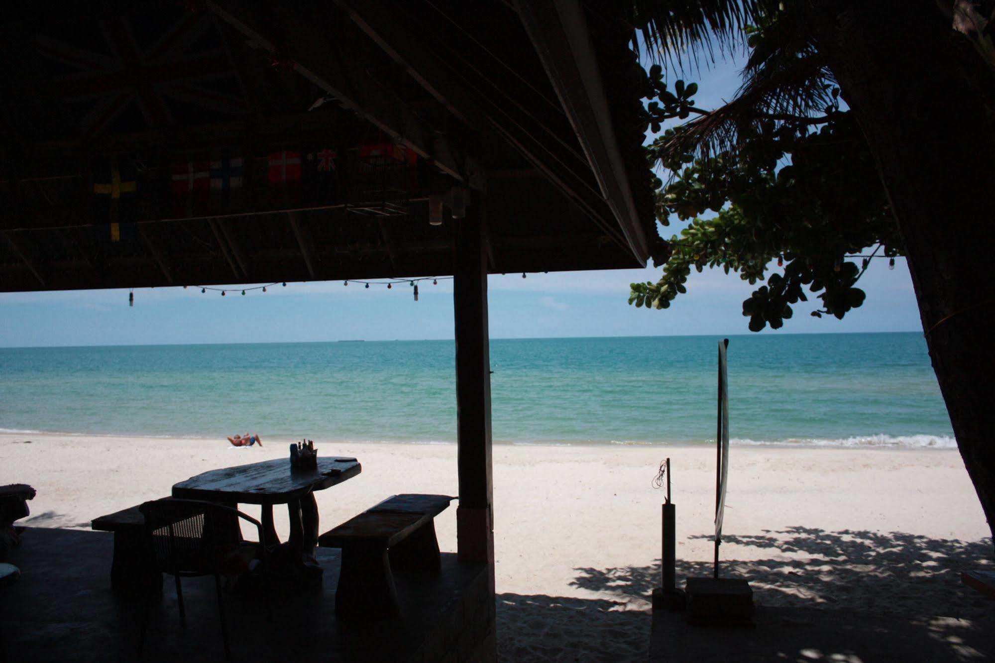 Phuphat Beach Resort Khanom Exterior foto