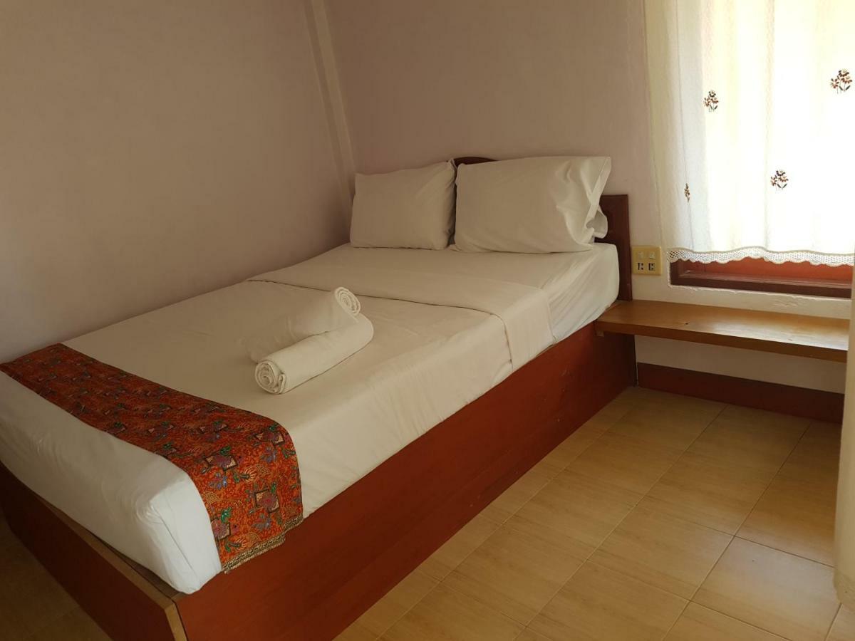 Phuphat Beach Resort Khanom Exterior foto