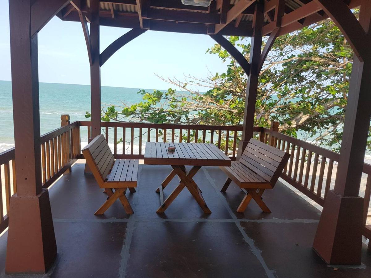 Phuphat Beach Resort Khanom Exterior foto